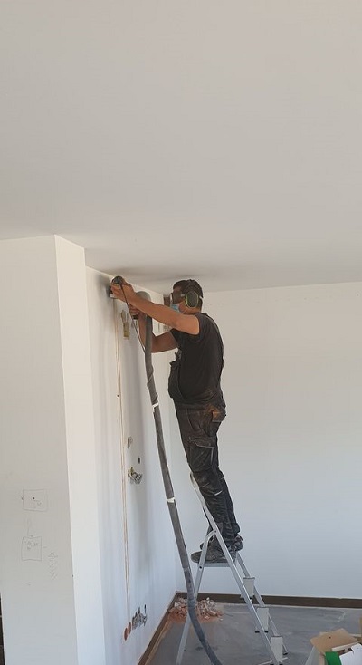 villanyszerelő-horonymarás